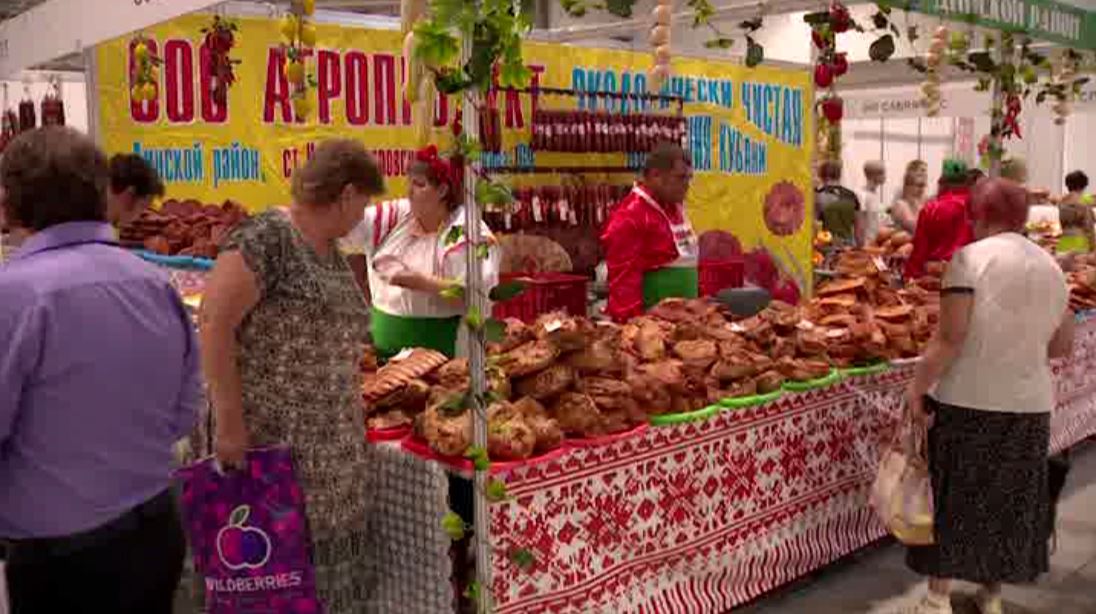 Москвичей угостят кубанским борщом и деликатесами